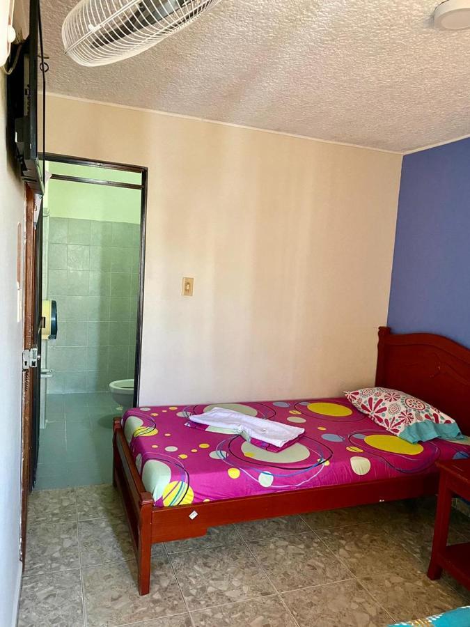 Hotel Mansion Real بوكارامانغا المظهر الخارجي الصورة