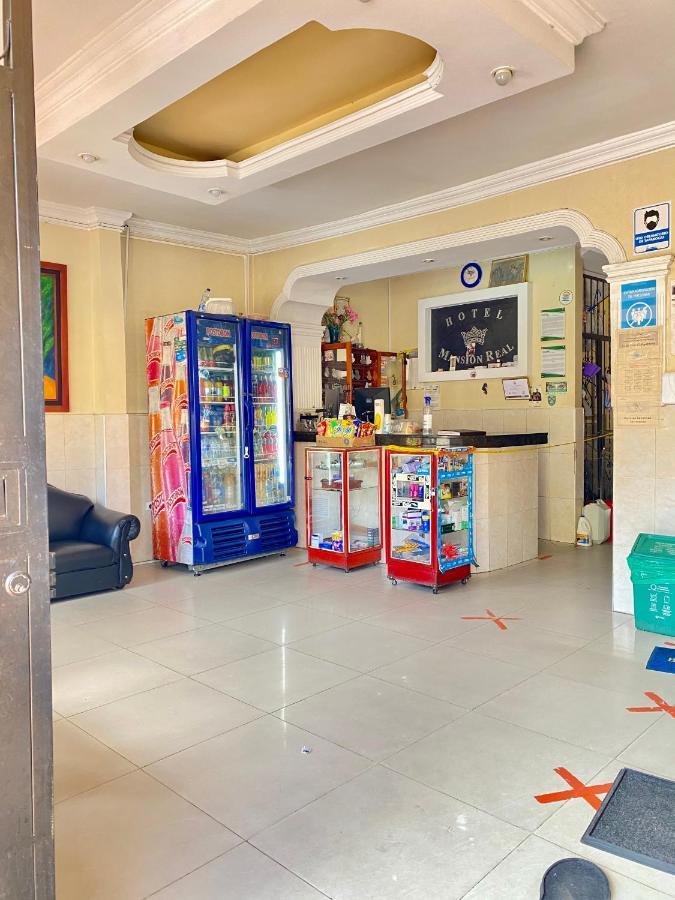 Hotel Mansion Real بوكارامانغا المظهر الخارجي الصورة