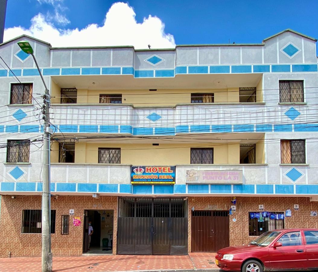 Hotel Mansion Real بوكارامانغا المظهر الخارجي الصورة
